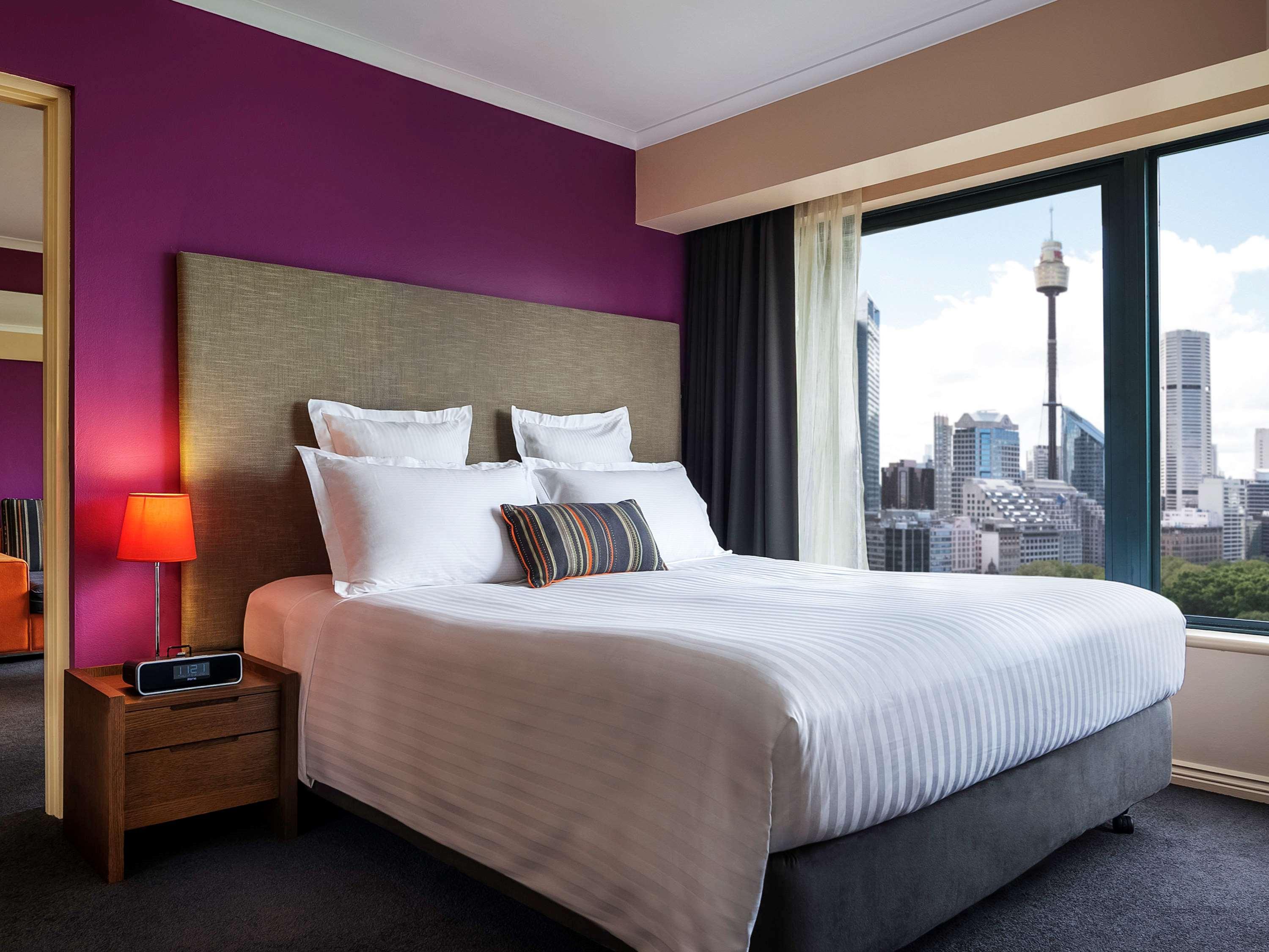 Готель Pullman Sydney Hyde Park Екстер'єр фото A bedroom at the hotel